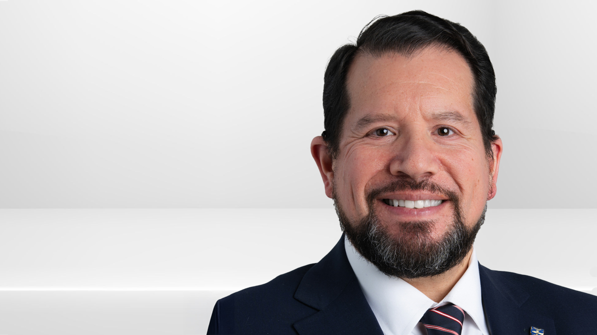 Moises Auron, MD