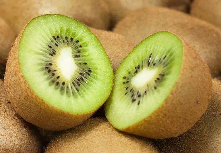 Why You Should Be Eating Kiwi Skin