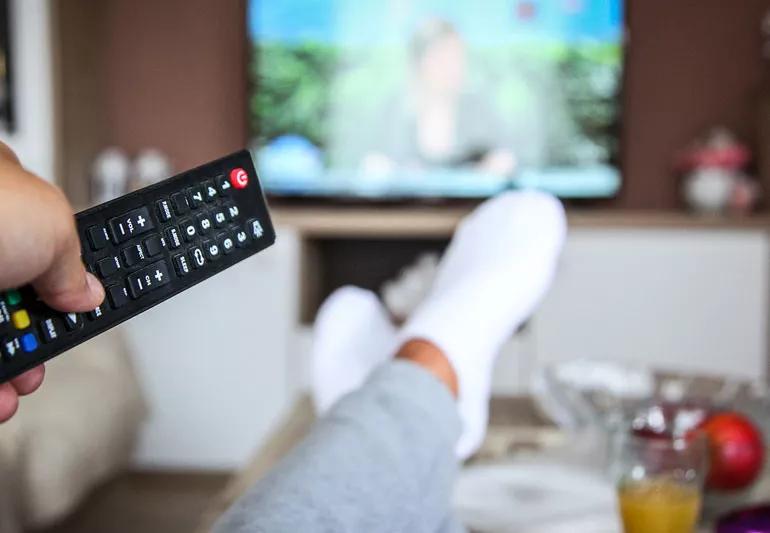 Binge-Watching TV Can Dull Your Brain