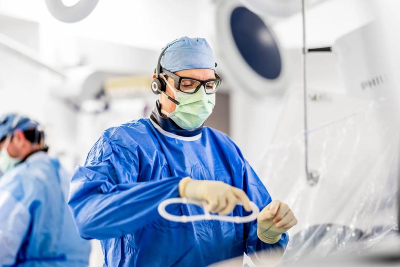 Dr. Santageli performing a ventricular tachycardia (VT) 