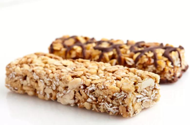 Granola or Cereal Bars:7 Worst Snacks Your Dietitian Would Never Eat