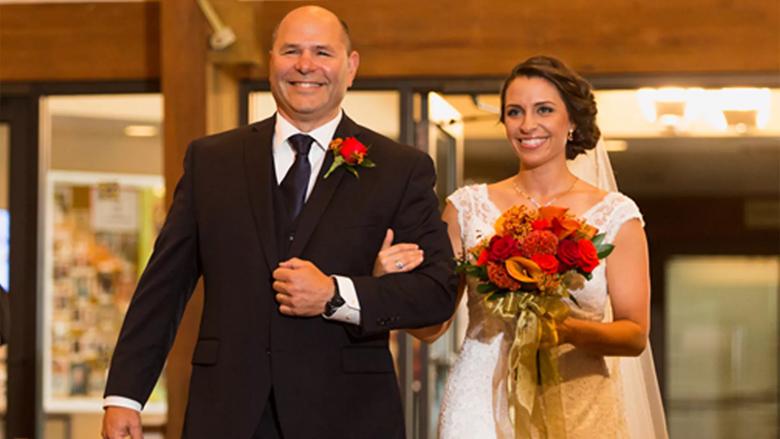 Cleveland Clinic patient and daughter on wedding day