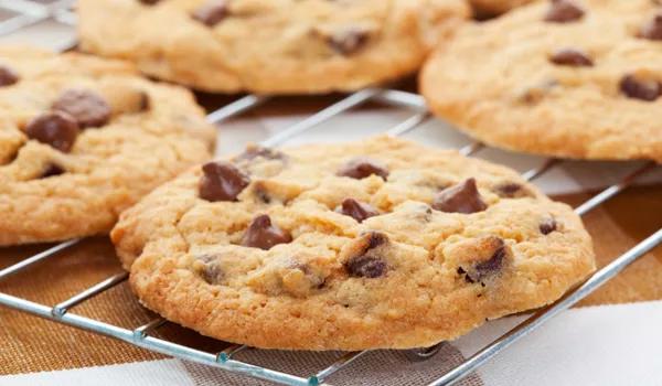 Recipe: Healthier Chocolate Chip Cookies