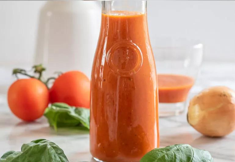 4 Ingredient Tomato Sauce