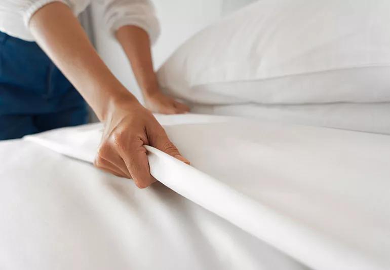 How Often To Change Your Pillowcase, According To A Dermatologist