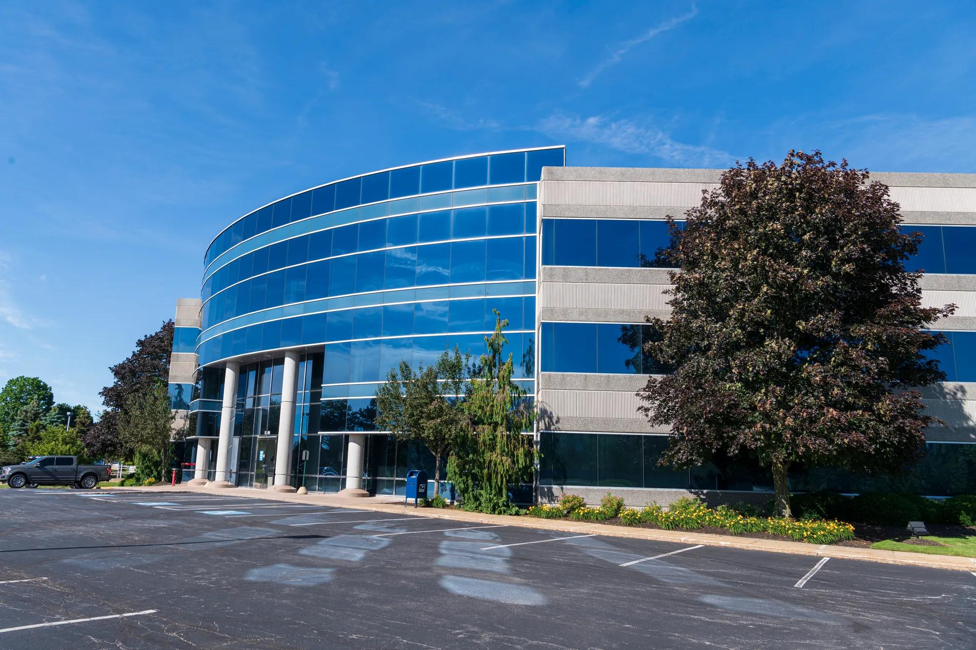 Building photo of Cleveland Clinic Cosmetics & Plastic Surgery Center in Mayfield Heights, OH