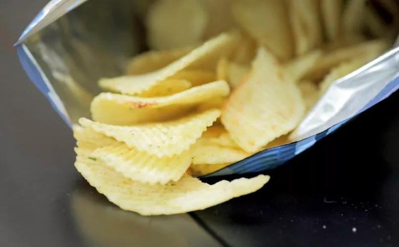Potato Chips: 7 Worst Snacks Your Dietitian Would Never Eat