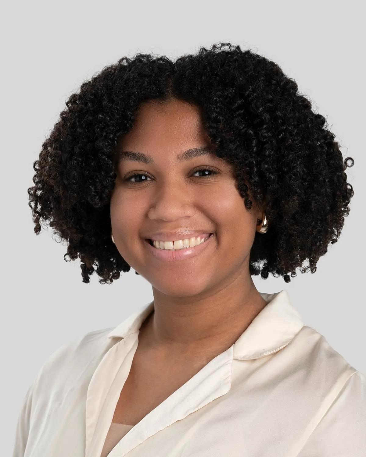 Lyanette Jobson, LMT