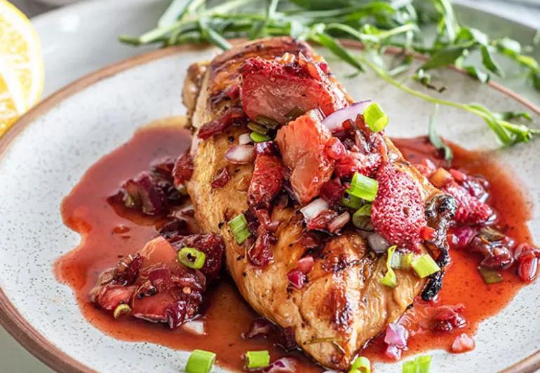 grilled chicken with warm strawberries