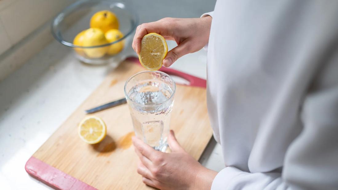 Hot lemon water in the morning hotsell