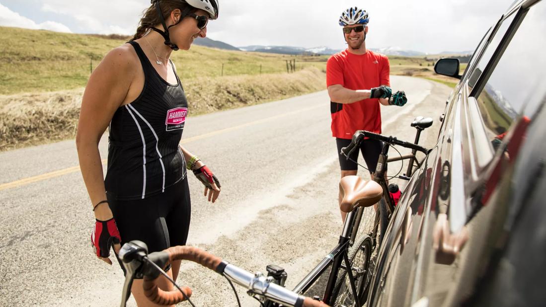 Cycling Gear: 8 Must-Haves When You Ride