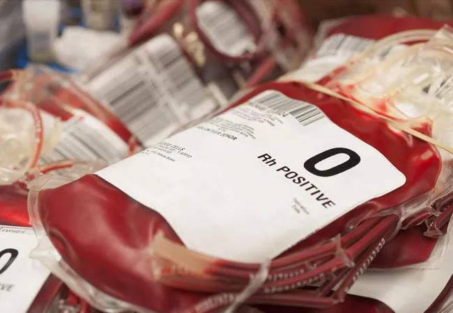 21-HVI-2255659_blood-transfusion_650x450