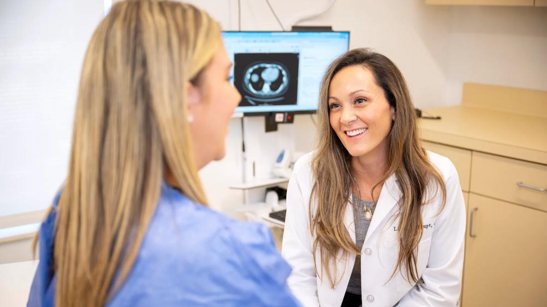 650&#215;450-Women-In-Glickman-Urological-Kidney