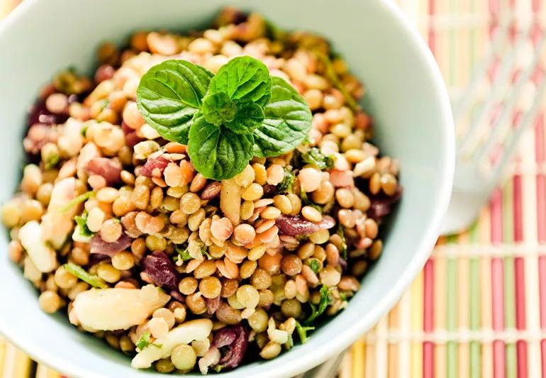 A bowl of high fiber lentil salad