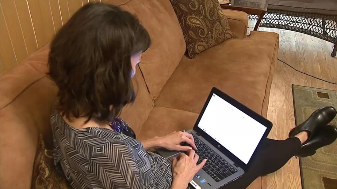 Why Staring at Screens can Cause Migraines