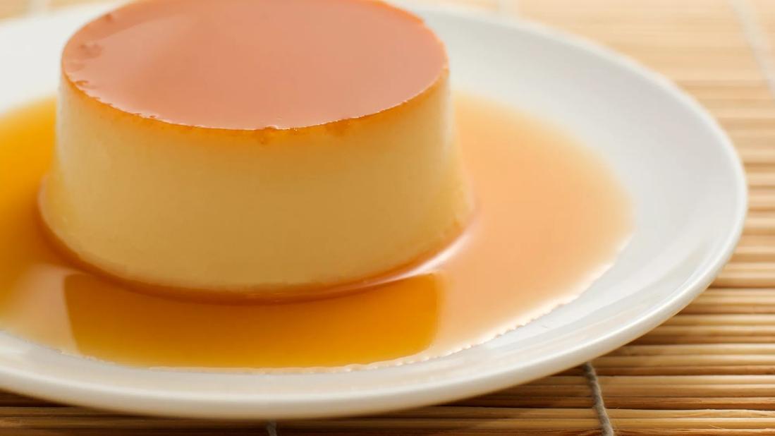 A plate with a cheesecake