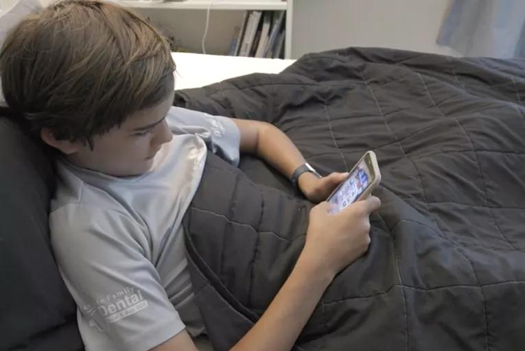 Is ‘Bed Rotting’ Harmful for Kids’ Mental Health?