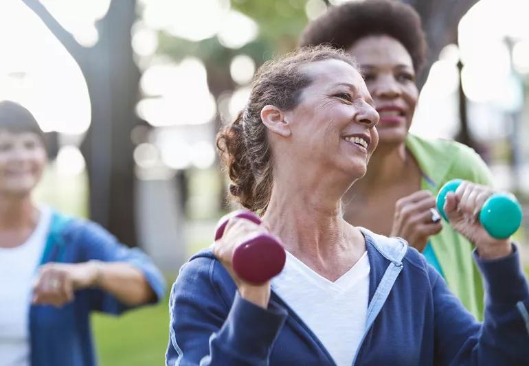 Woman with group lifting had weights to stave off osteoarthritis