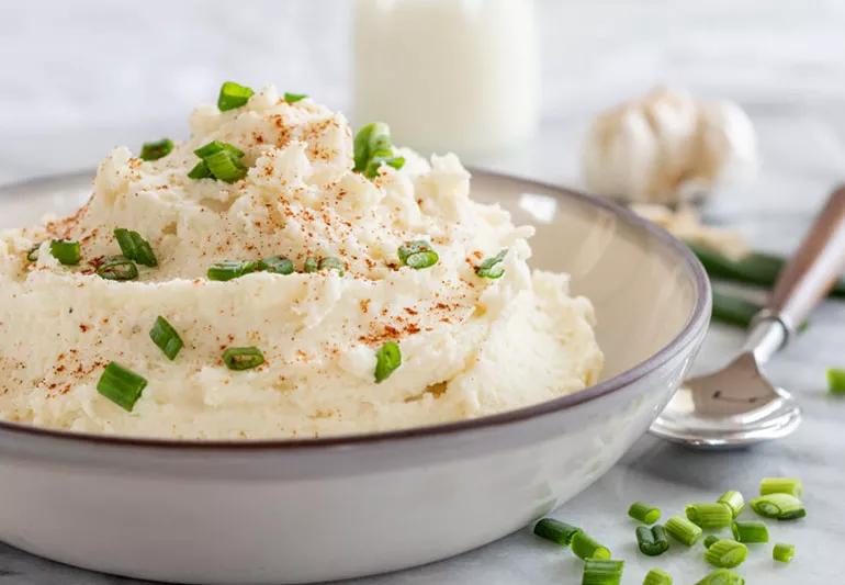 light and creamy mashed potatoes