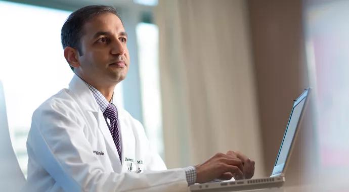 Dr.Sohal_690x380