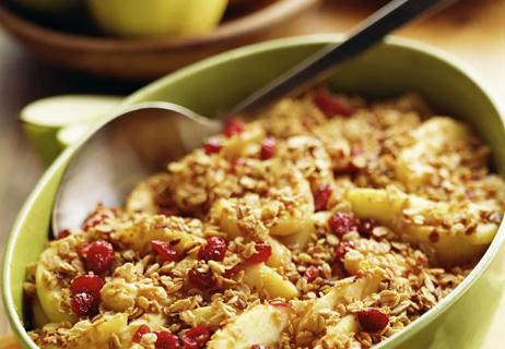 Cinnamon apple cranberry crisp