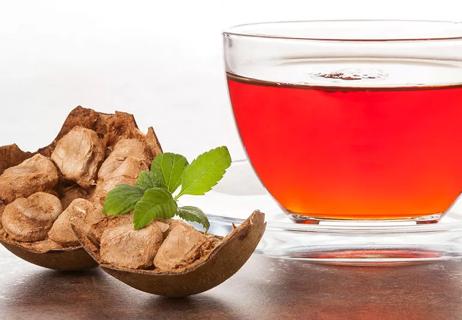 monk fruit sweetener and cup of tea