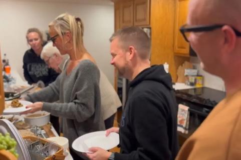 Family together on Thanksgiving