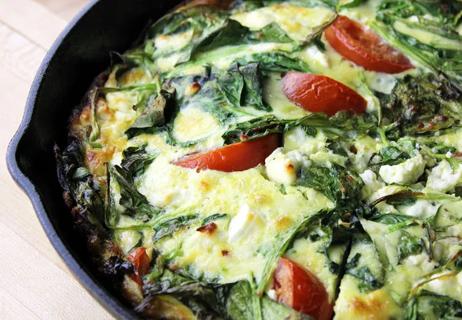 Skillet frittata with spinach and feta cheese