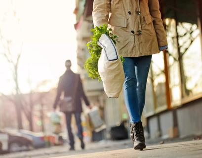 How to Avoid Bacteria on Your Reusable Grocery Bags