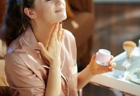 moisturize neck skin care products