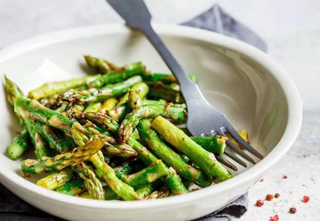 bowl of cooked asparagus
