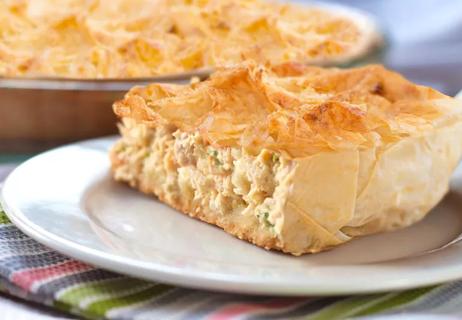 Phyllo chicken pie