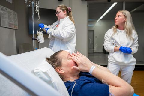 20-NUR-533-BehavrlHlthAndNurses-650&#215;450
