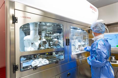 Loccioni APOTECAchemo robotic compounding system