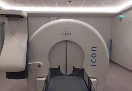 large medical imaging machine