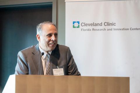 Dr. Iannotti presents at the Florida Research and Innovation Center Forum