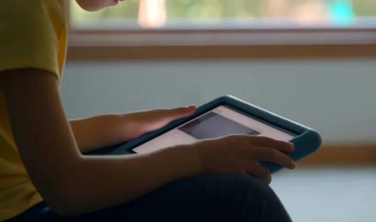 Child on tablet