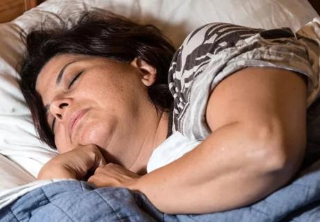 20-NEU-1932968-sleep-apnea-in-women_650x450