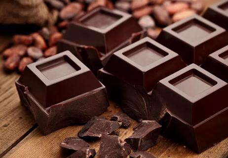 Dark chocolate squares on a table