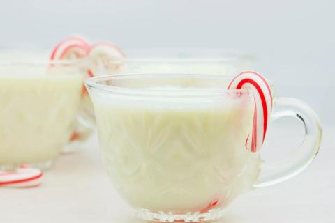 Delicious eggnog with mini candy canes