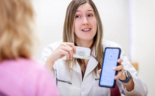 Nurse with diabetic patient