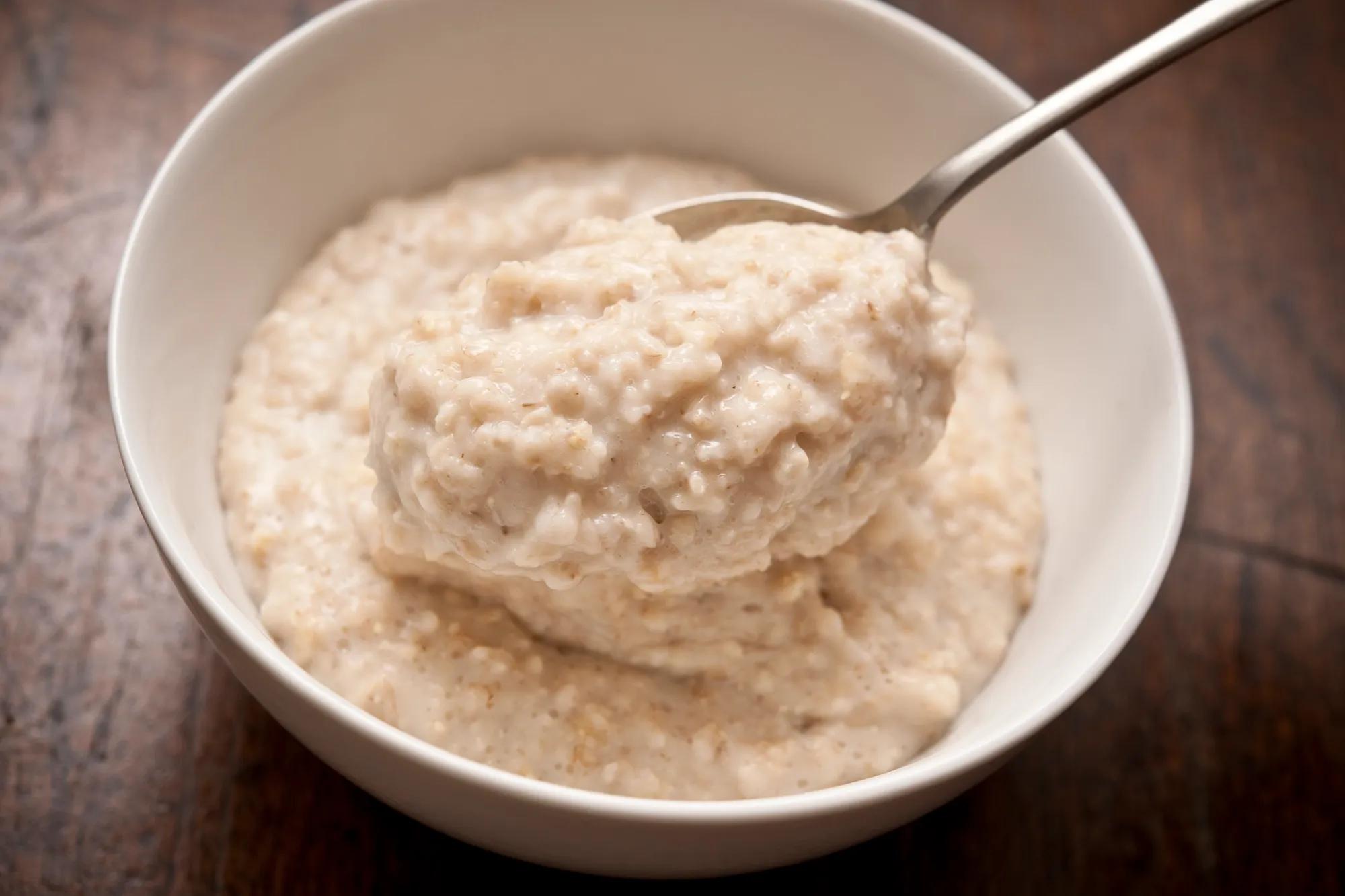 Is Oatmeal Good to Build Muscle: Unlocking Protein Power