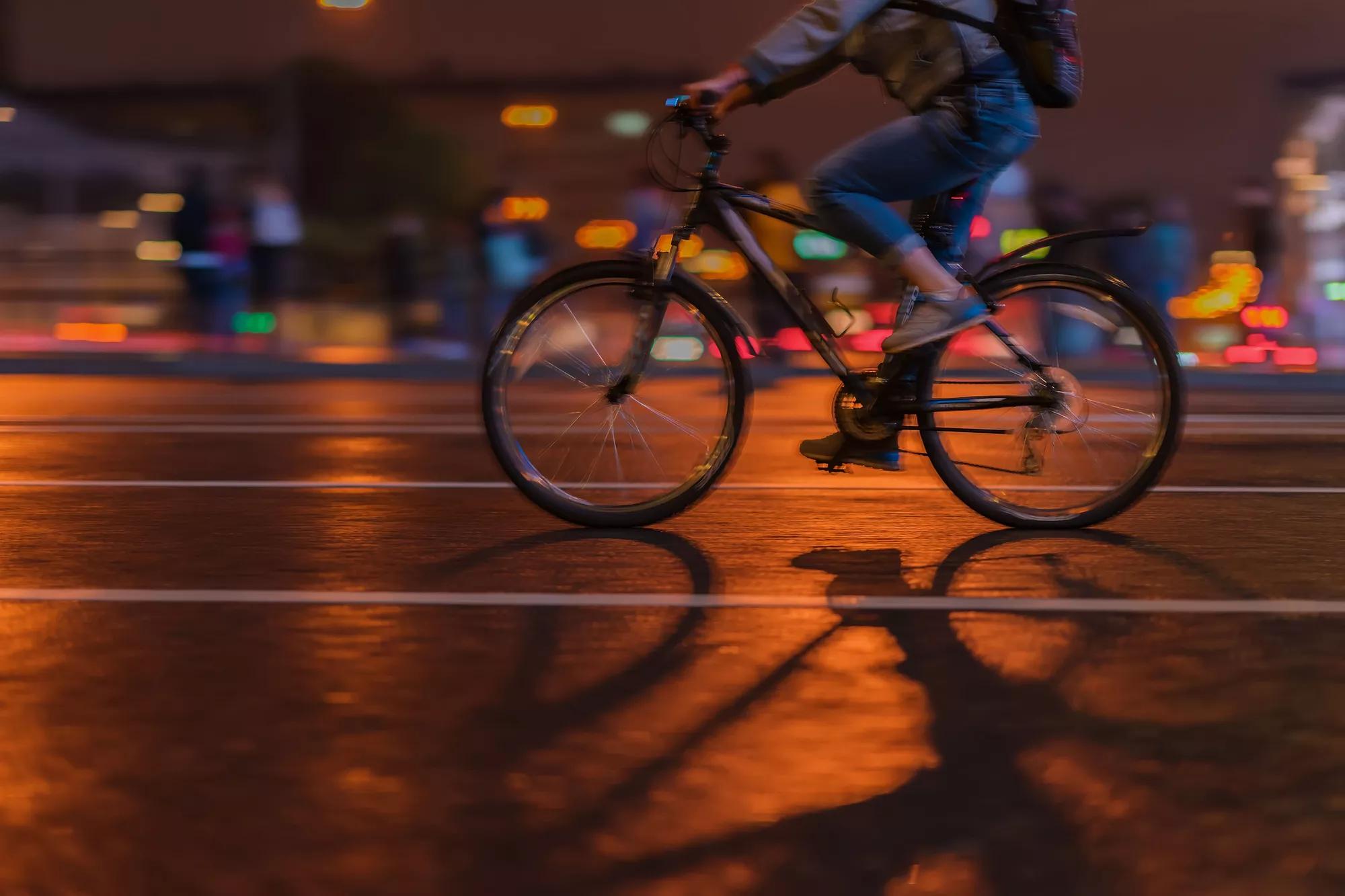 Is it Safe to Cycle at Night?