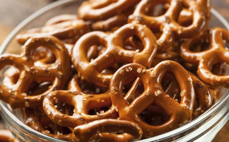 Pretzels: 7 Worst Snacks Your Dietitian Would Never Eat