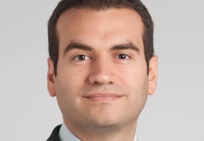 16-URL-057-Nakhoul-Consult-QD-Inset_Portrait